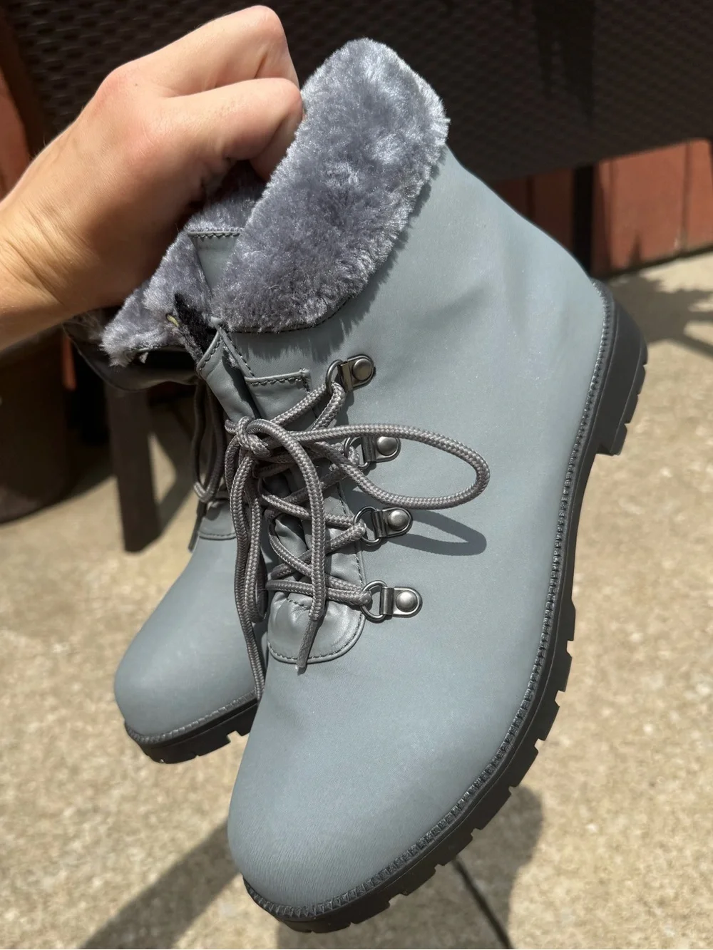 Comfortview Vylon Hiker Gray Faux Fur Lined Winter Boots Size 9 Like New